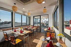 Hanoi La Cascada House & Travel