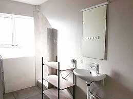 Akureyri Central Rooms