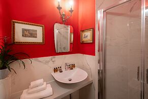 L'8 Boutique Via Piella