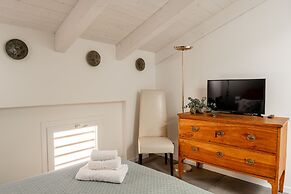 L'8 Boutique Via Piella