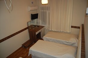 Hotel Nil Alav