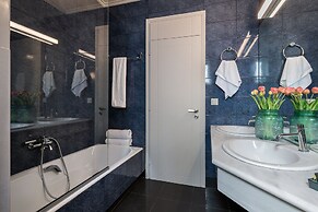 Vilia House on the Hill