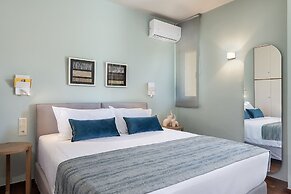 Vilia House on the Hill