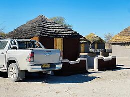Phudzi Resort T/A Makgadikgadi Adventures
