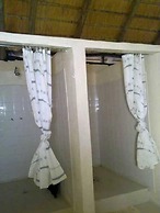 Phudzi Resort T/A Makgadikgadi Adventures