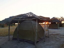 Phudzi Resort T/A Makgadikgadi Adventures