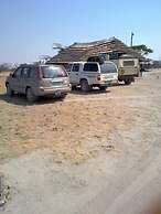 Phudzi Resort T/A Makgadikgadi Adventures