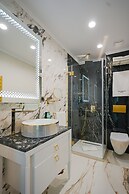 W Regal Boutique&Spa