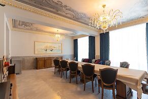 W Regal Boutique&Spa