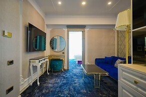 W Regal Boutique&Spa