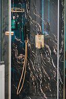 W Regal Boutique&Spa