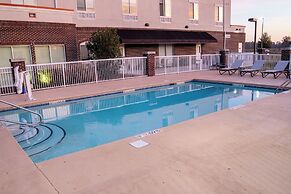 Holiday Inn Express Pembroke by IHG