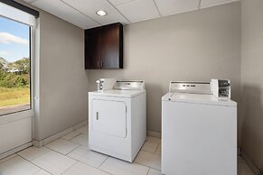 Holiday Inn Express Pembroke by IHG