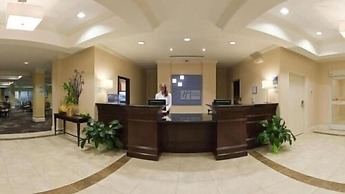 Holiday Inn Express Pembroke by IHG