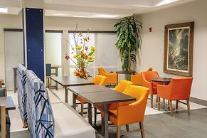 Holiday Inn Express Pembroke by IHG