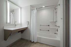 Holiday Inn Express Pembroke by IHG