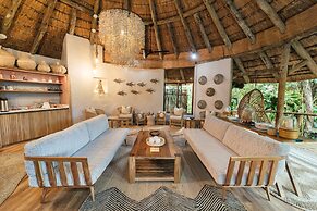 Thonga Beach Lodge