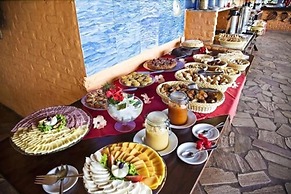 Hotel Marinas Resort