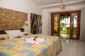 Hotel Marinas Resort