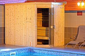 Fried Castle Hotel and Restaurant