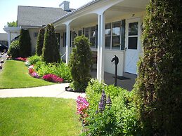 Glass House Inn Erie Near I-90 & I-79