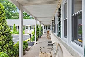 Glass House Inn Erie Near I-90 & I-79