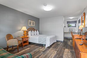 Glass House Inn Erie Near I-90 & I-79