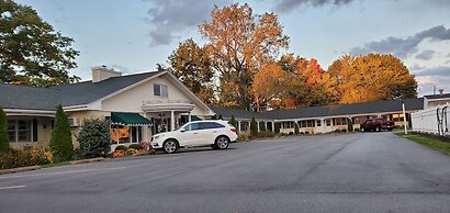 Glass House Inn Erie Near I-90 & I-79