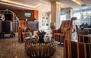 Oak Plaza Hotels - East Airport