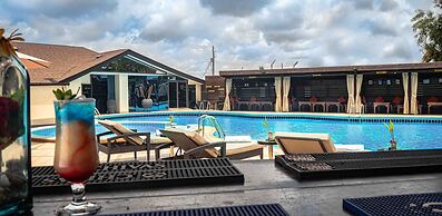 Oak Plaza Hotels - East Airport