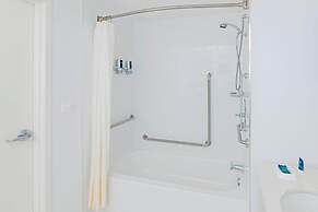 Four Points by Sheraton Cambridge Kitchener, Ontario