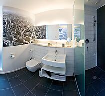 V8 Hotel Classic Motorworld Region Stuttgart