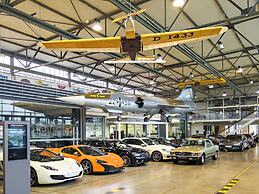 V8 Hotel Classic Motorworld Region Stuttgart