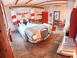 V8 Hotel Classic Motorworld Region Stuttgart