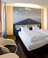 V8 Hotel Classic Motorworld Region Stuttgart
