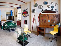 V8 Hotel Classic Motorworld Region Stuttgart