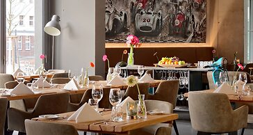 V8 Hotel Classic Motorworld Region Stuttgart