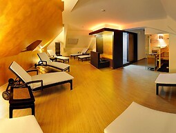 V8 Hotel Classic Motorworld Region Stuttgart