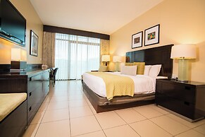 Summit Rainforest & Golf Resort