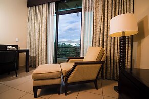 Summit Rainforest & Golf Resort