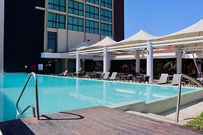 Summit Rainforest & Golf Resort