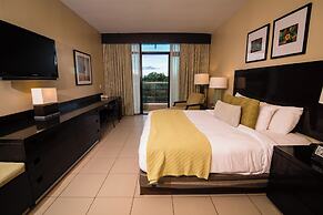 Summit Rainforest & Golf Resort