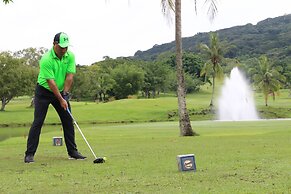 Summit Rainforest & Golf Resort