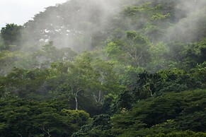 Summit Rainforest & Golf Resort