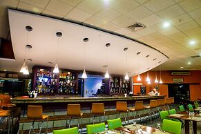 Summit Rainforest & Golf Resort