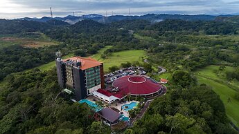 Summit Rainforest & Golf Resort