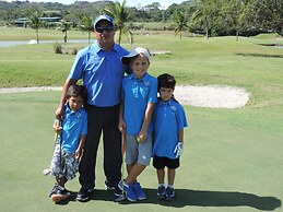 Summit Rainforest & Golf Resort