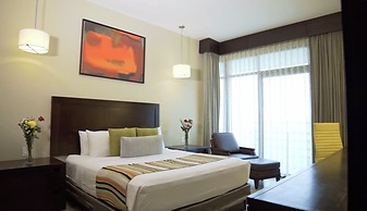 Summit Rainforest Golf Resort & All Inclusive