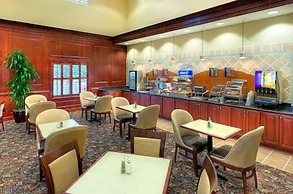 Holiday Inn Express & Suites Mt. Pleasant by IHG