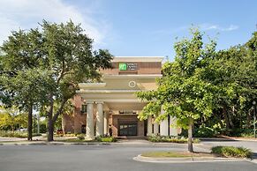 Holiday Inn Express & Suites Mt. Pleasant by IHG